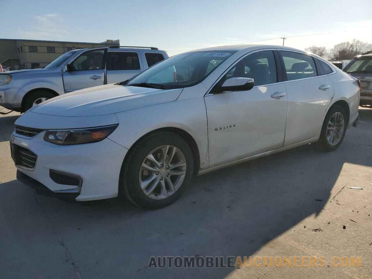 1G1ZD5ST7JF148668 CHEVROLET MALIBU 2018