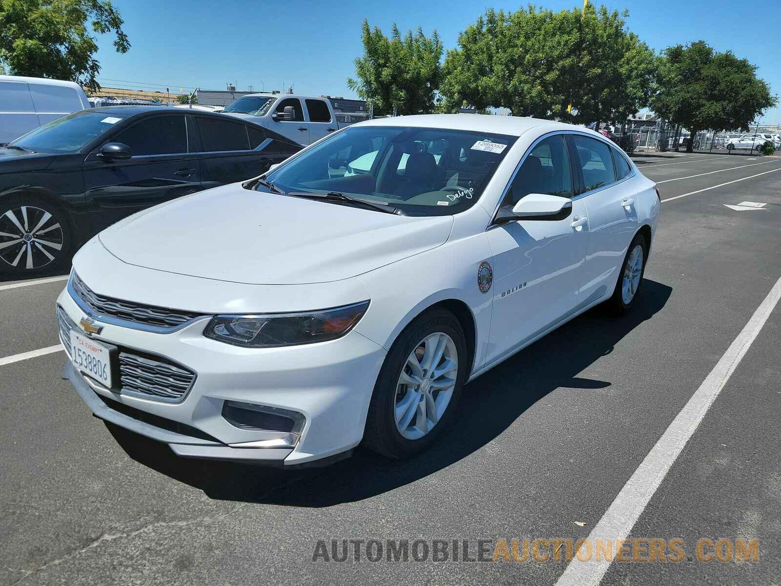 1G1ZD5ST7JF216581 Chevrolet Malibu LT 2018