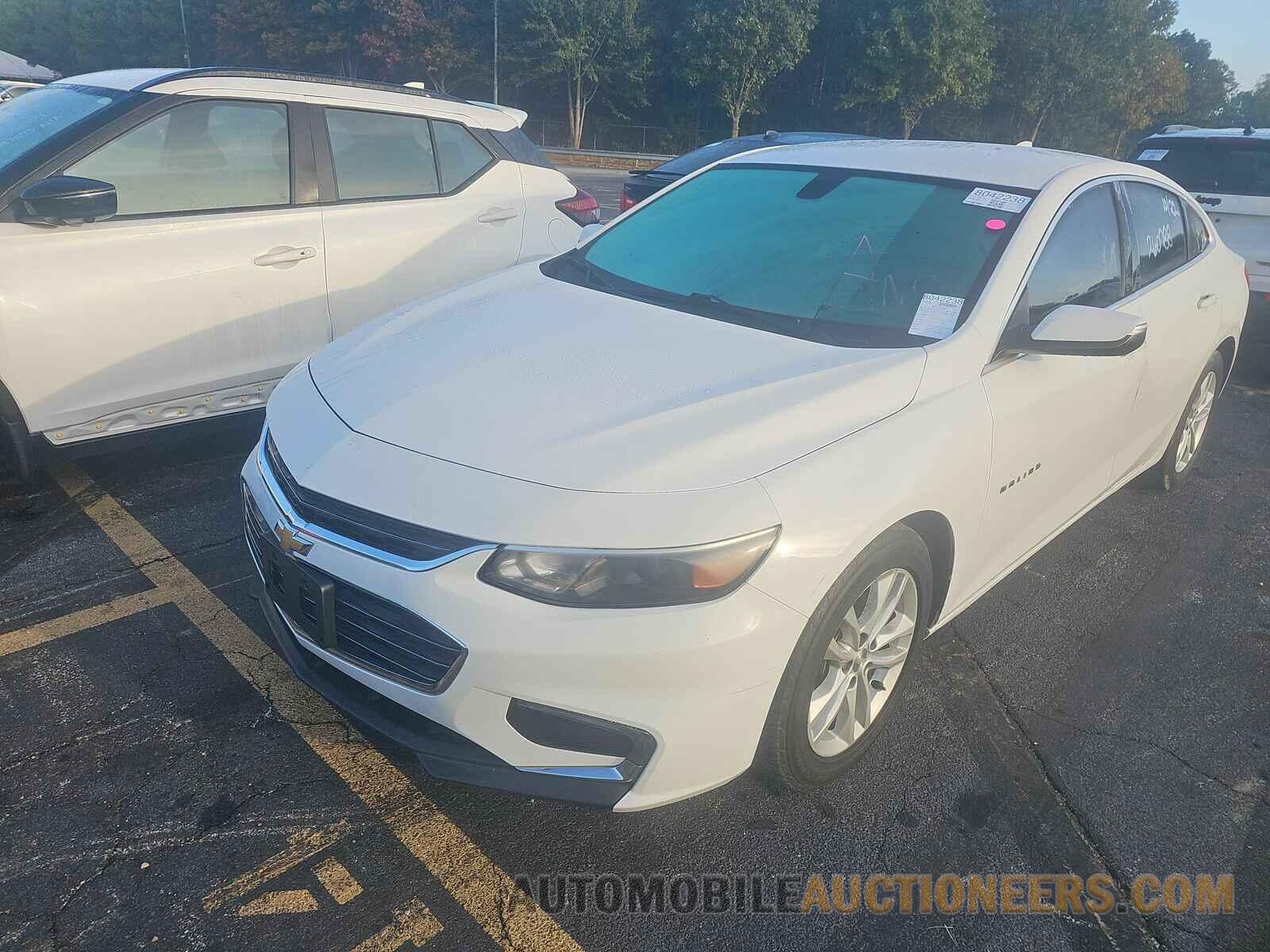 1G1ZD5ST7JF260788 Chevrolet Malibu LT 2018