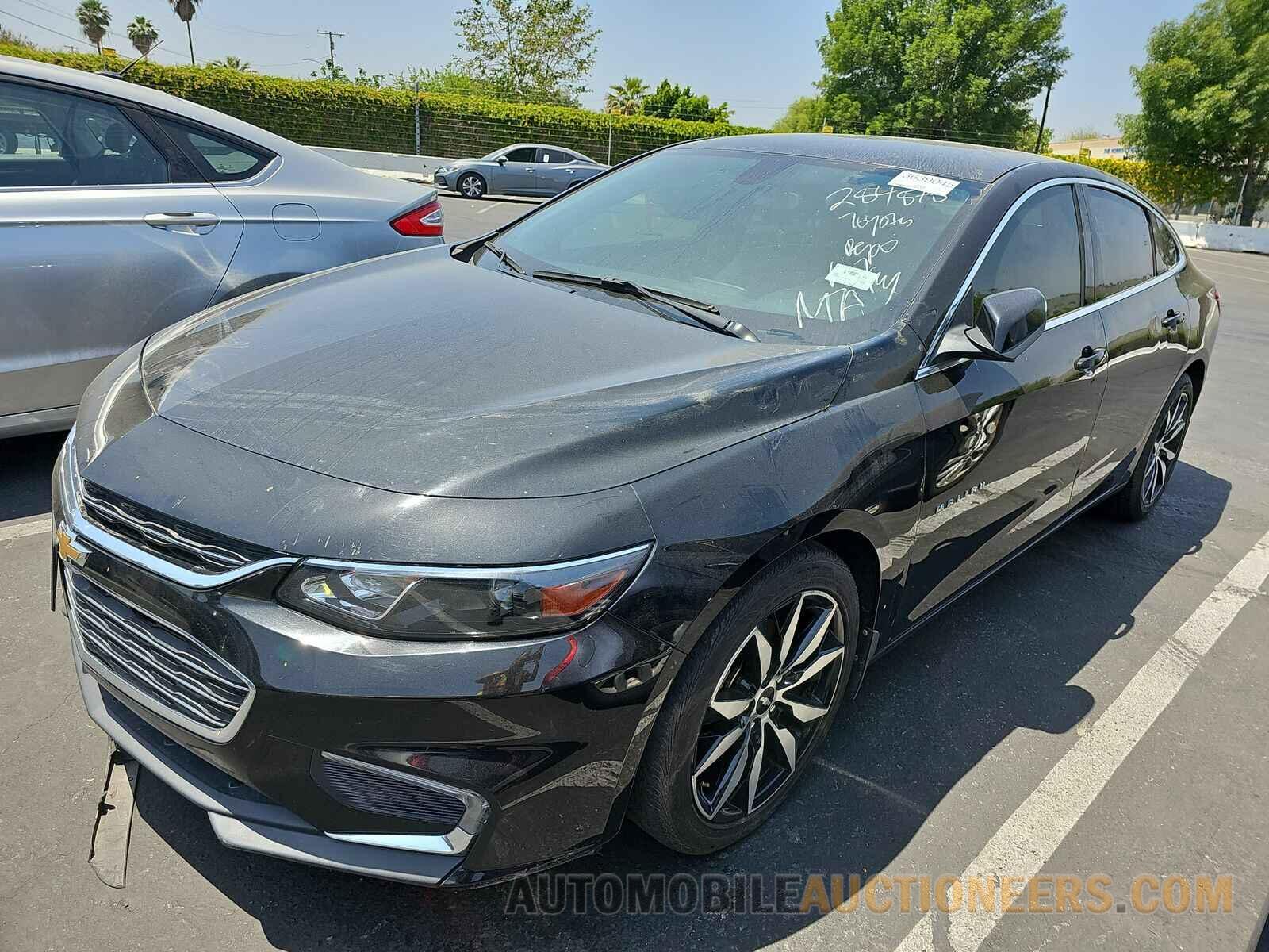 1G1ZD5ST7JF284878 Chevrolet Malibu LT 2018