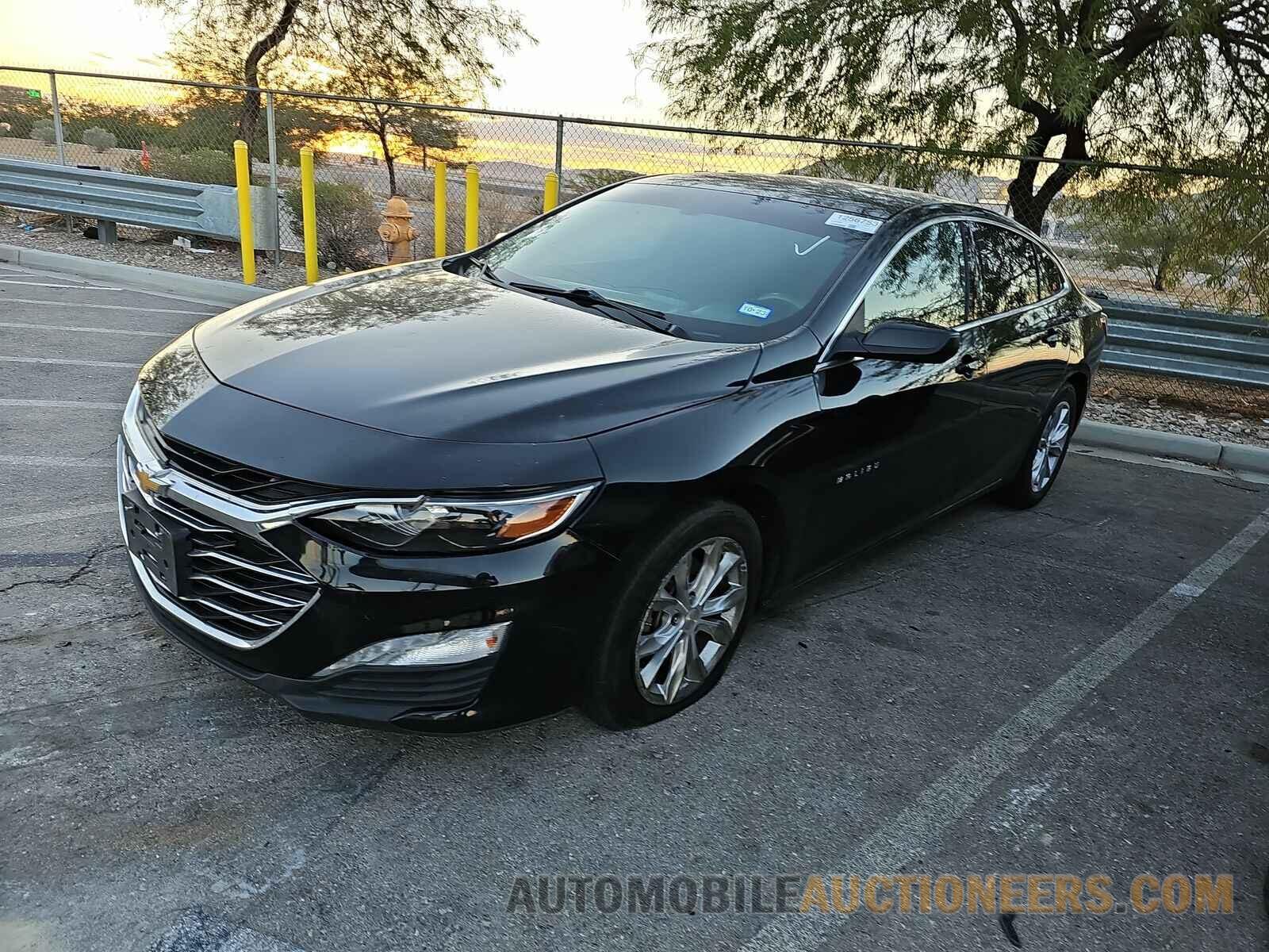 1G1ZD5ST7KF145481 Chevrolet Malibu LT 2019