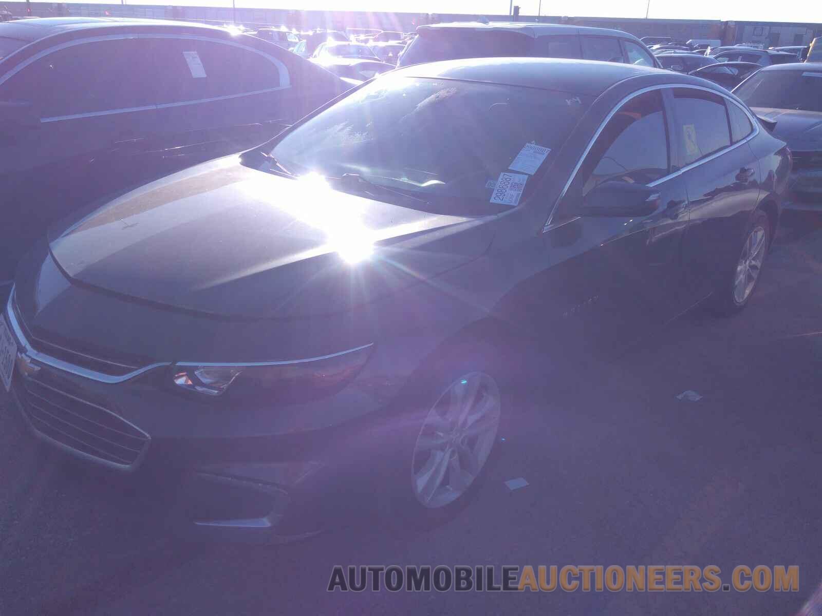 1G1ZD5ST8JF202155 Chevrolet Malibu 2018