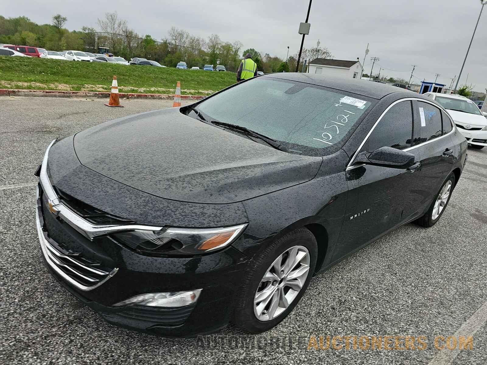 1G1ZD5ST8KF105121 Chevrolet Malibu LT 2019