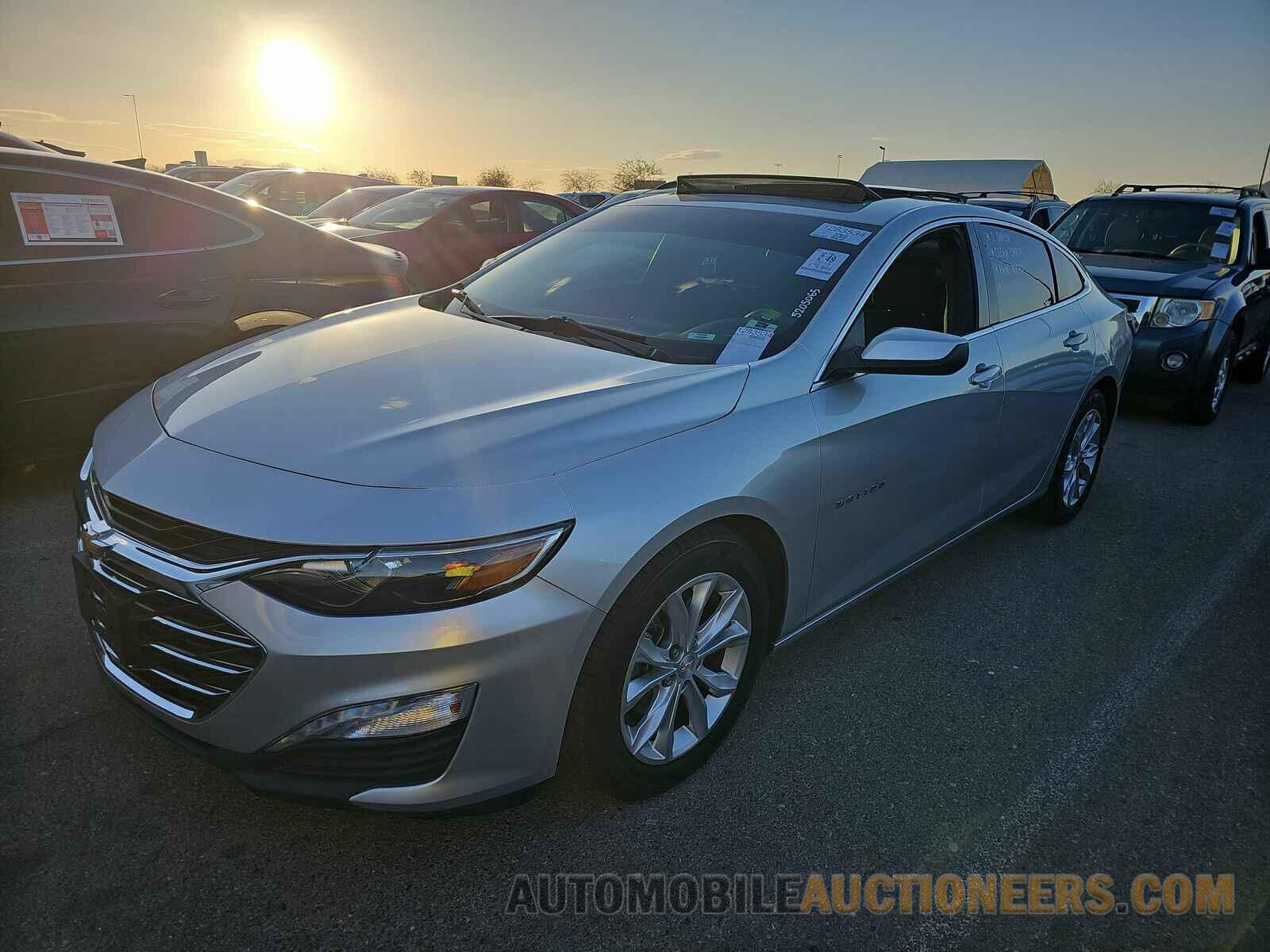 1G1ZD5ST8KF137938 Chevrolet Malibu LT 2019