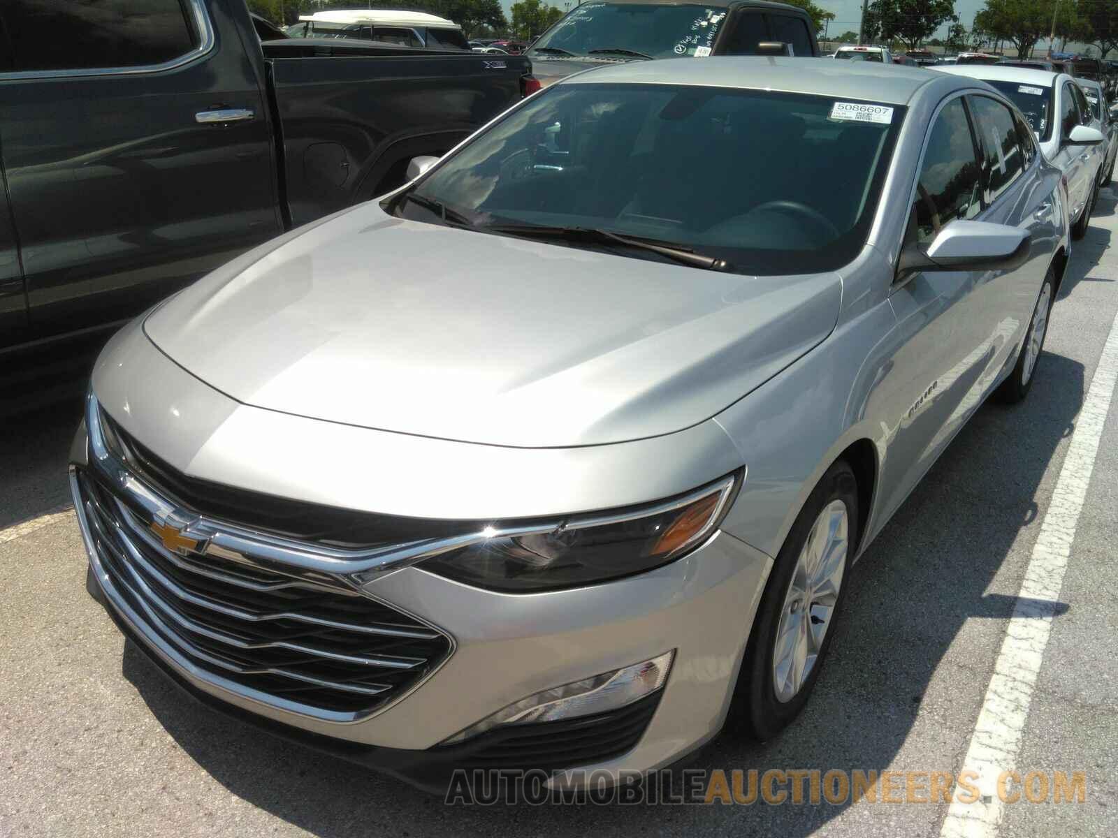 1G1ZD5ST8MF003692 Chevrolet Malibu LT 2021