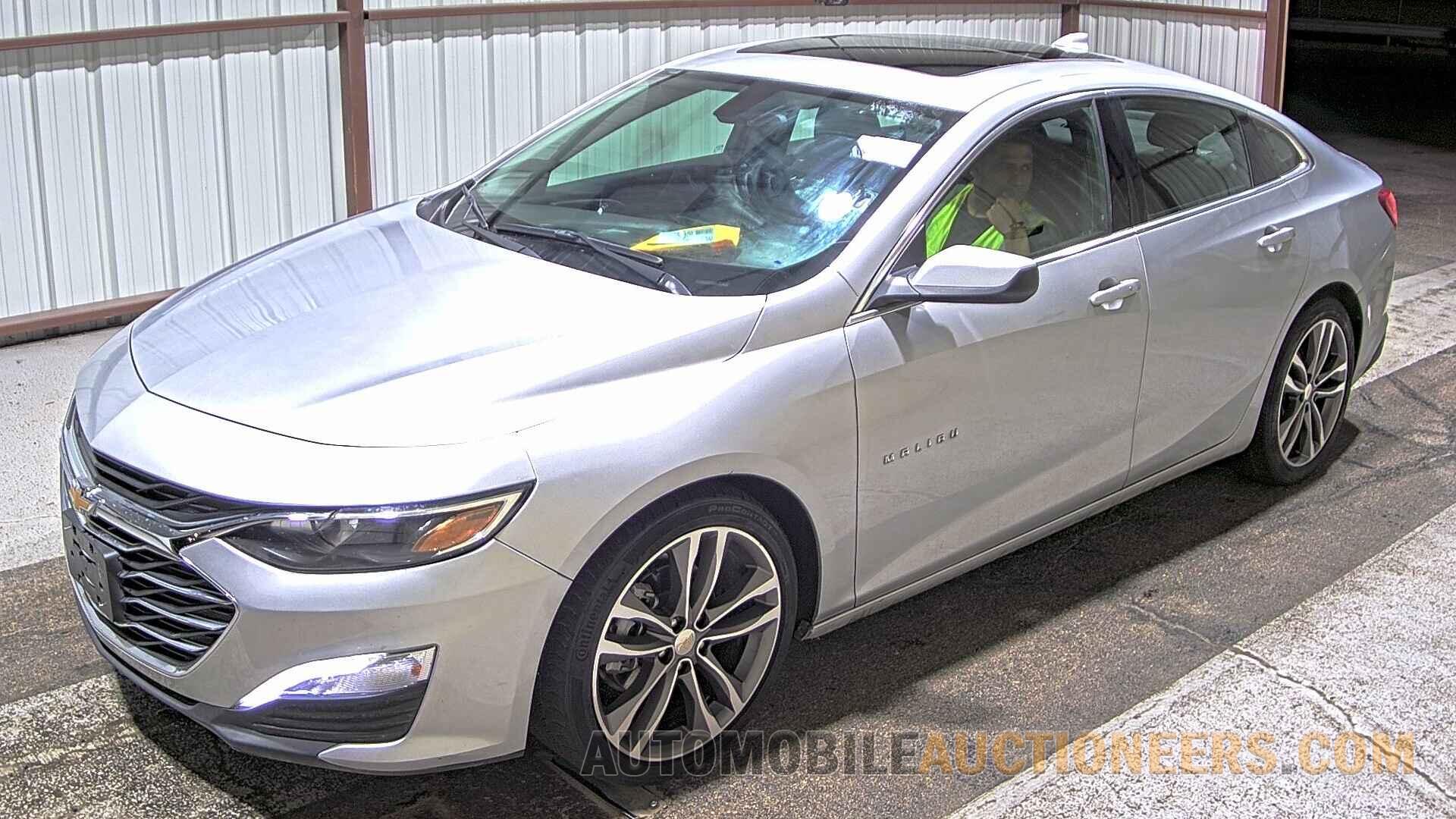 1G1ZD5ST8NF161872 Chevrolet Malibu LT 2022