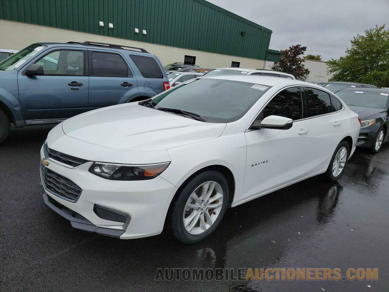 1G1ZD5ST9JF151300 Chevrolet Malibu LT 2018