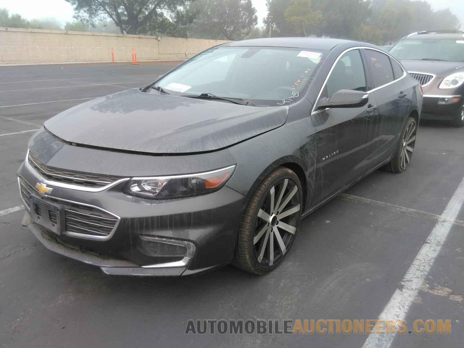 1G1ZD5ST9JF180666 Chevrolet Malibu 2018