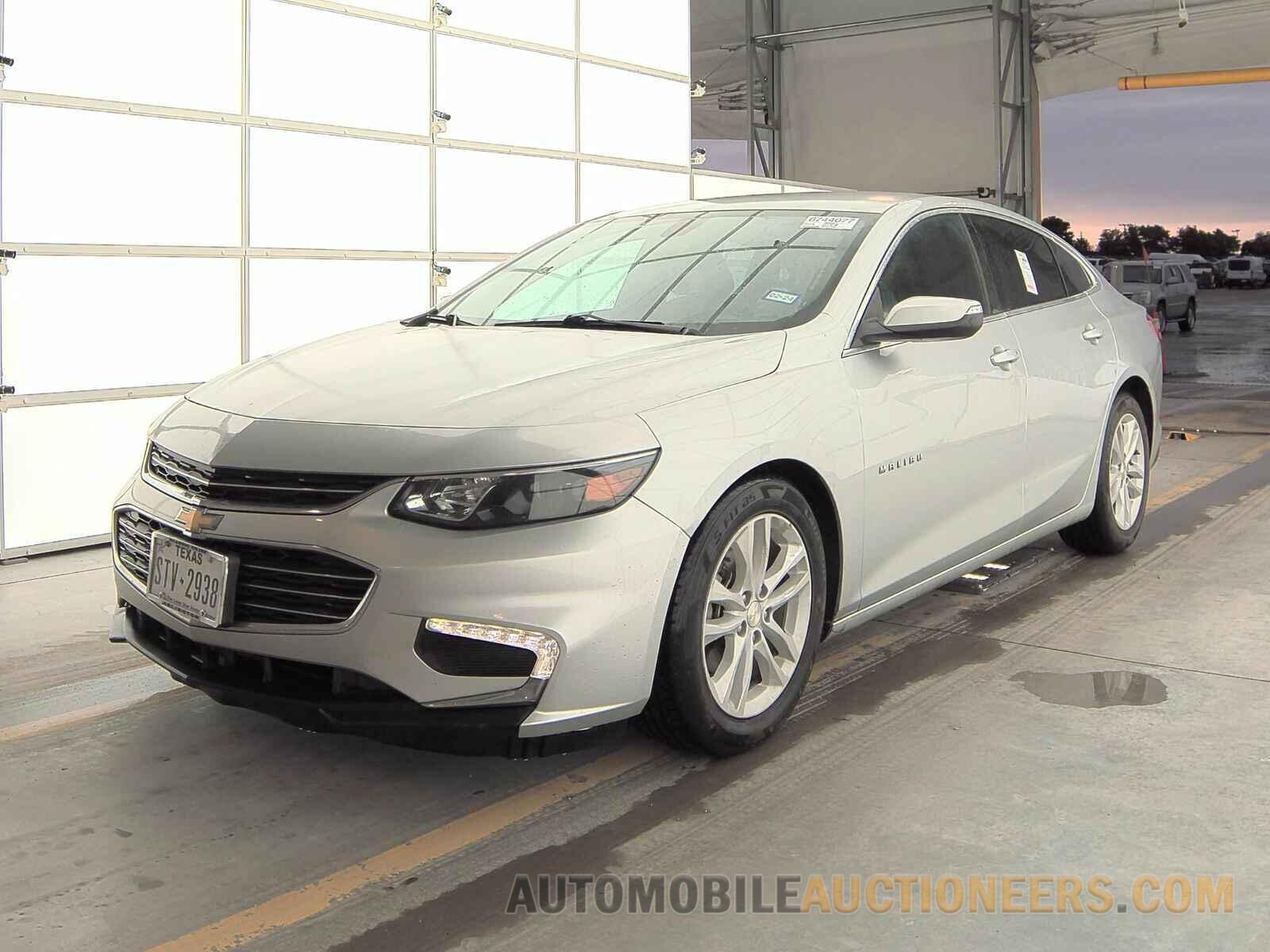 1G1ZD5ST9JF183583 Chevrolet Malibu LT 2018