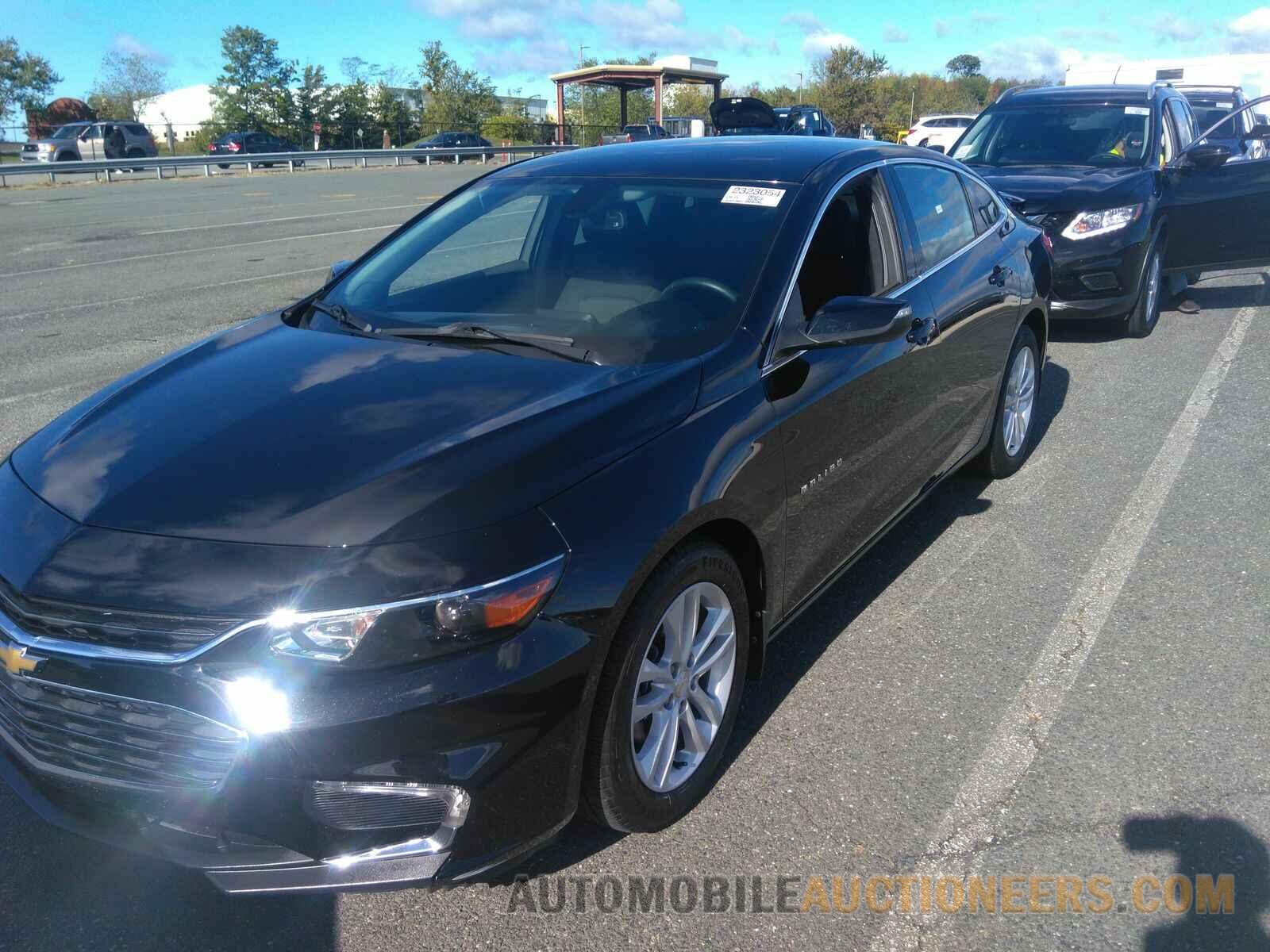 1G1ZD5ST9JF197175 Chevrolet Malibu 2018