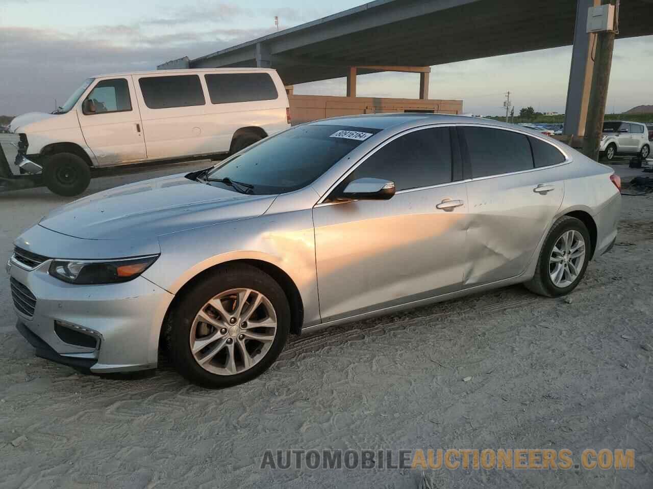 1G1ZD5ST9JF200172 CHEVROLET MALIBU 2018