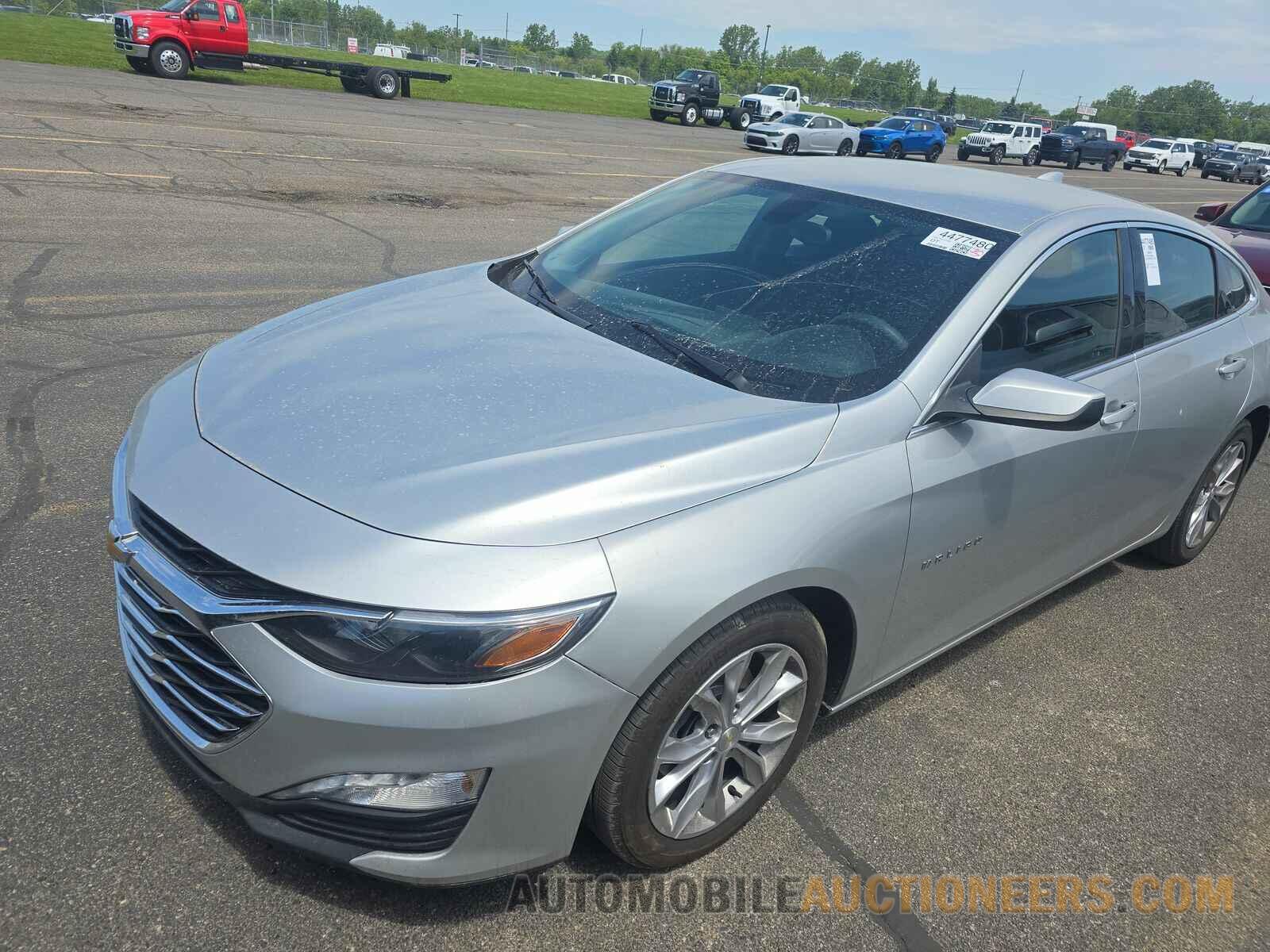 1G1ZD5ST9KF117987 Chevrolet Malibu LT 2019