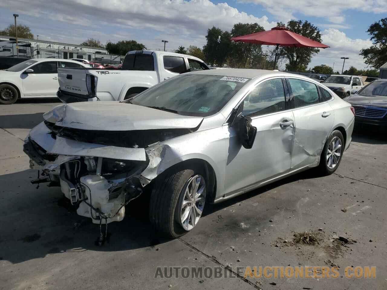 1G1ZD5ST9KF159723 CHEVROLET MALIBU 2019