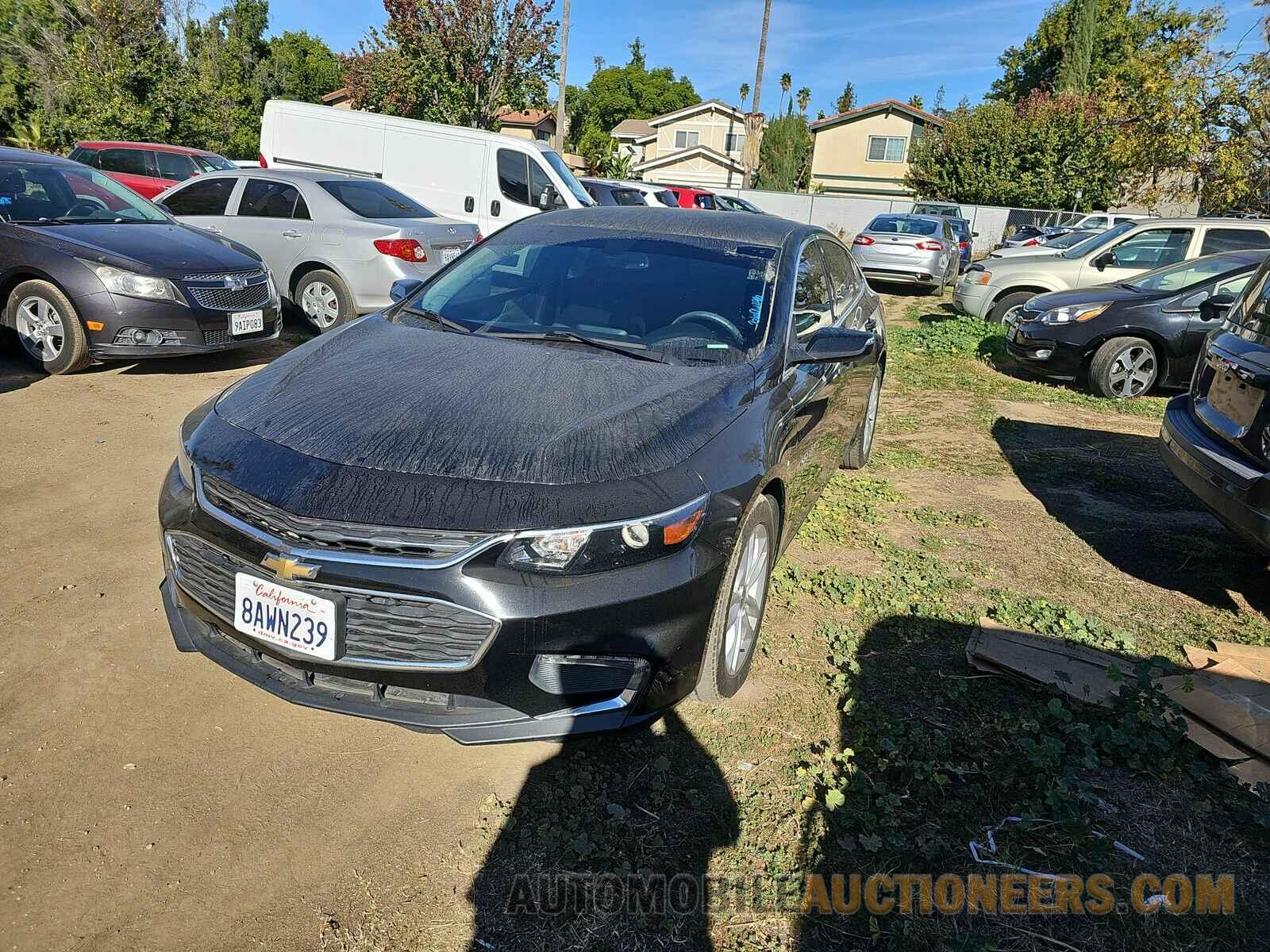 1G1ZD5STXJF150656 Chevrolet Malibu LT 2018