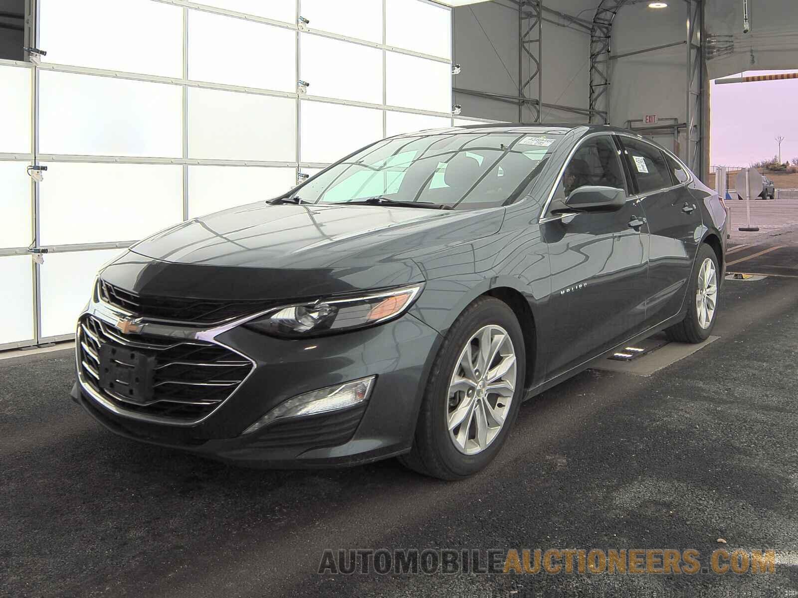 1G1ZD5STXKF113348 Chevrolet Malibu LT 2019