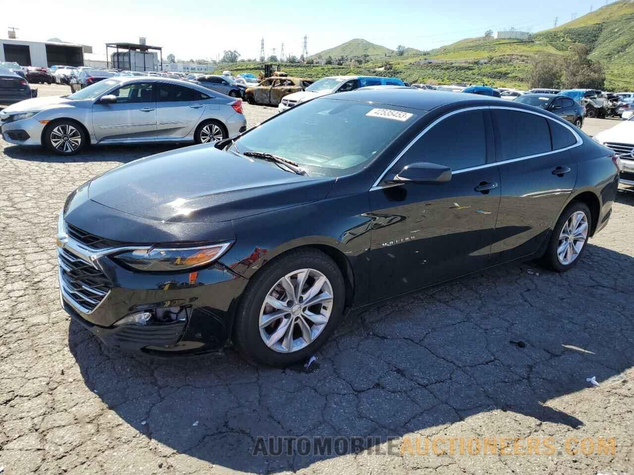 1G1ZD5STXKF158421 CHEVROLET MALIBU 2019