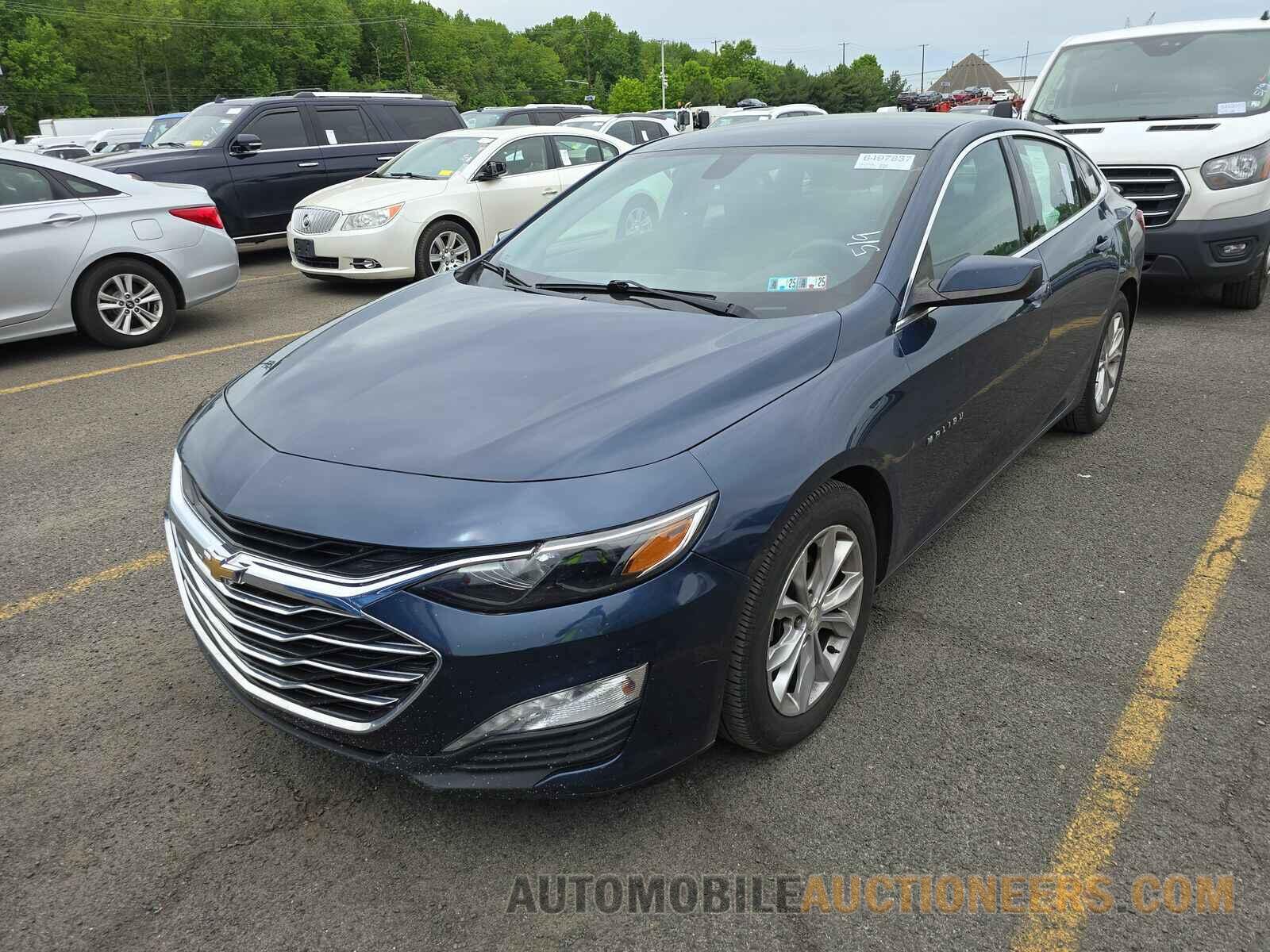 1G1ZD5STXKF200330 Chevrolet Malibu LT 2019