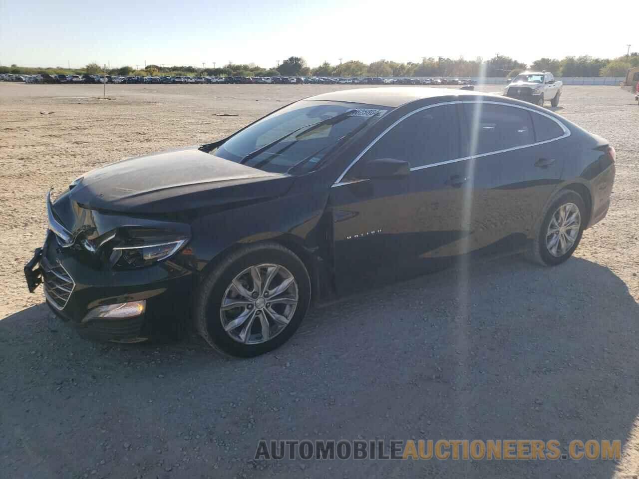 1G1ZD5STXKF208296 CHEVROLET MALIBU 2019