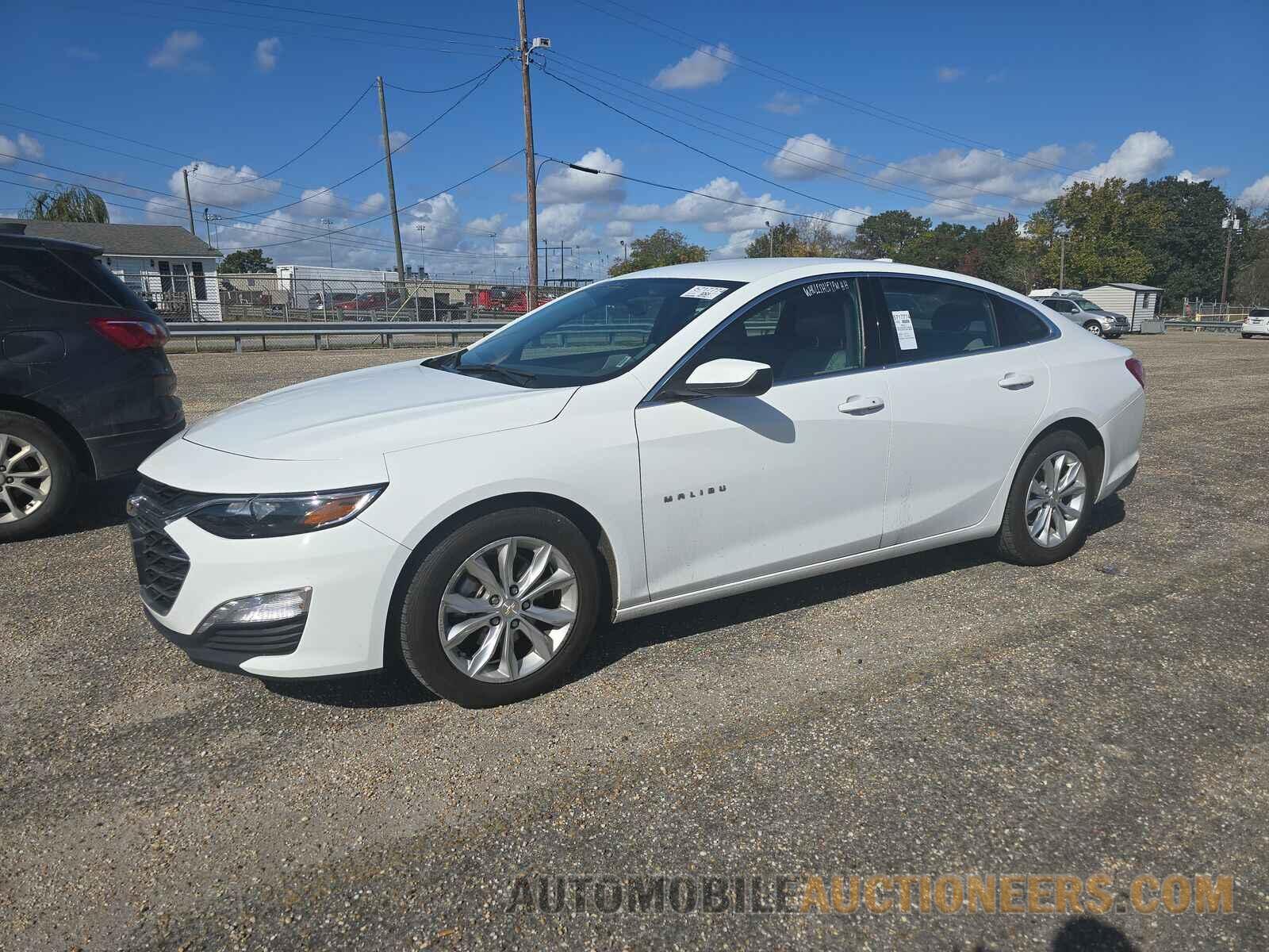 1G1ZD5STXNF138206 Chevrolet Malibu LT 2022