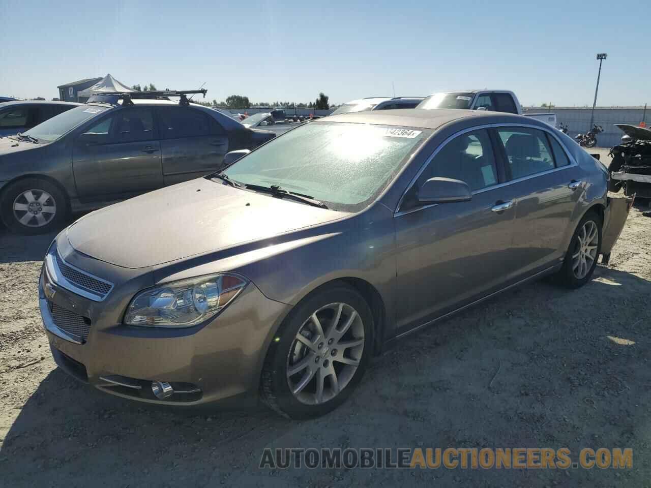 1G1ZE5E7XBF245991 CHEVROLET MALIBU 2011