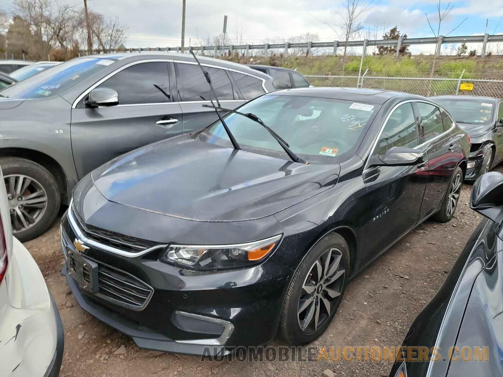 1G1ZE5ST0HF101313 Chevrolet Malibu LT 2017