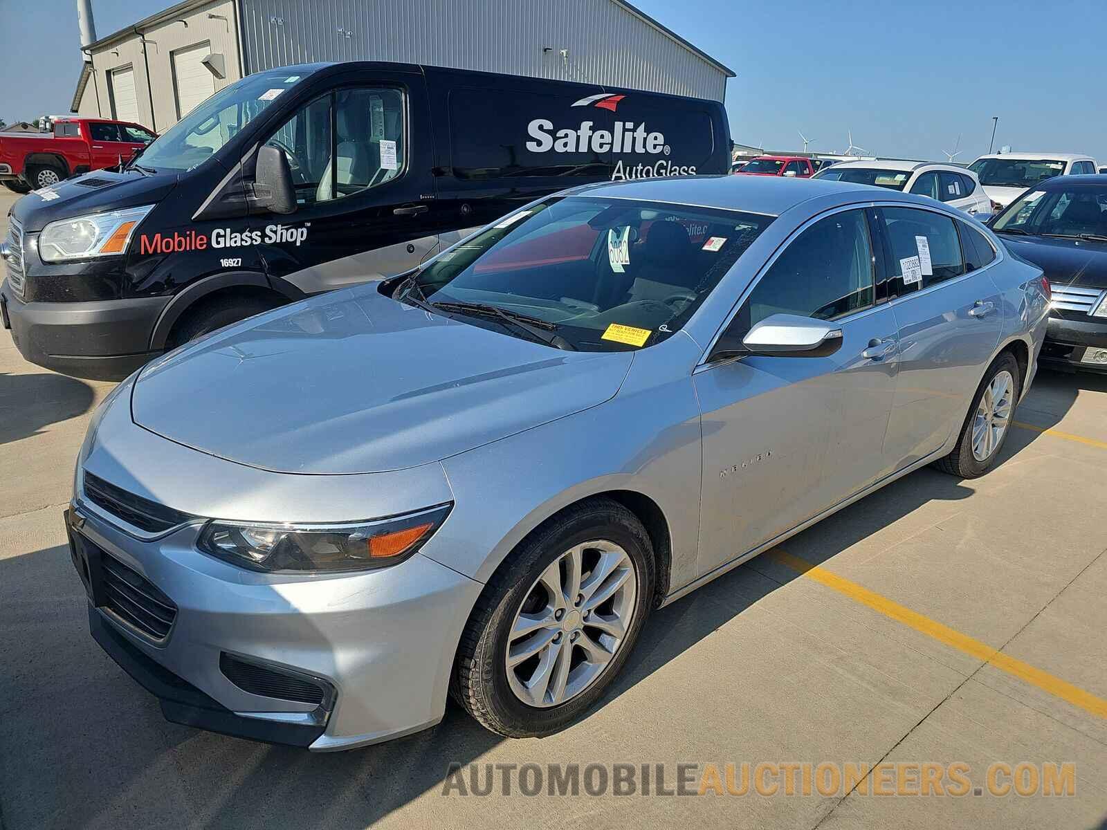 1G1ZE5ST0HF217319 Chevrolet Malibu LT 2017