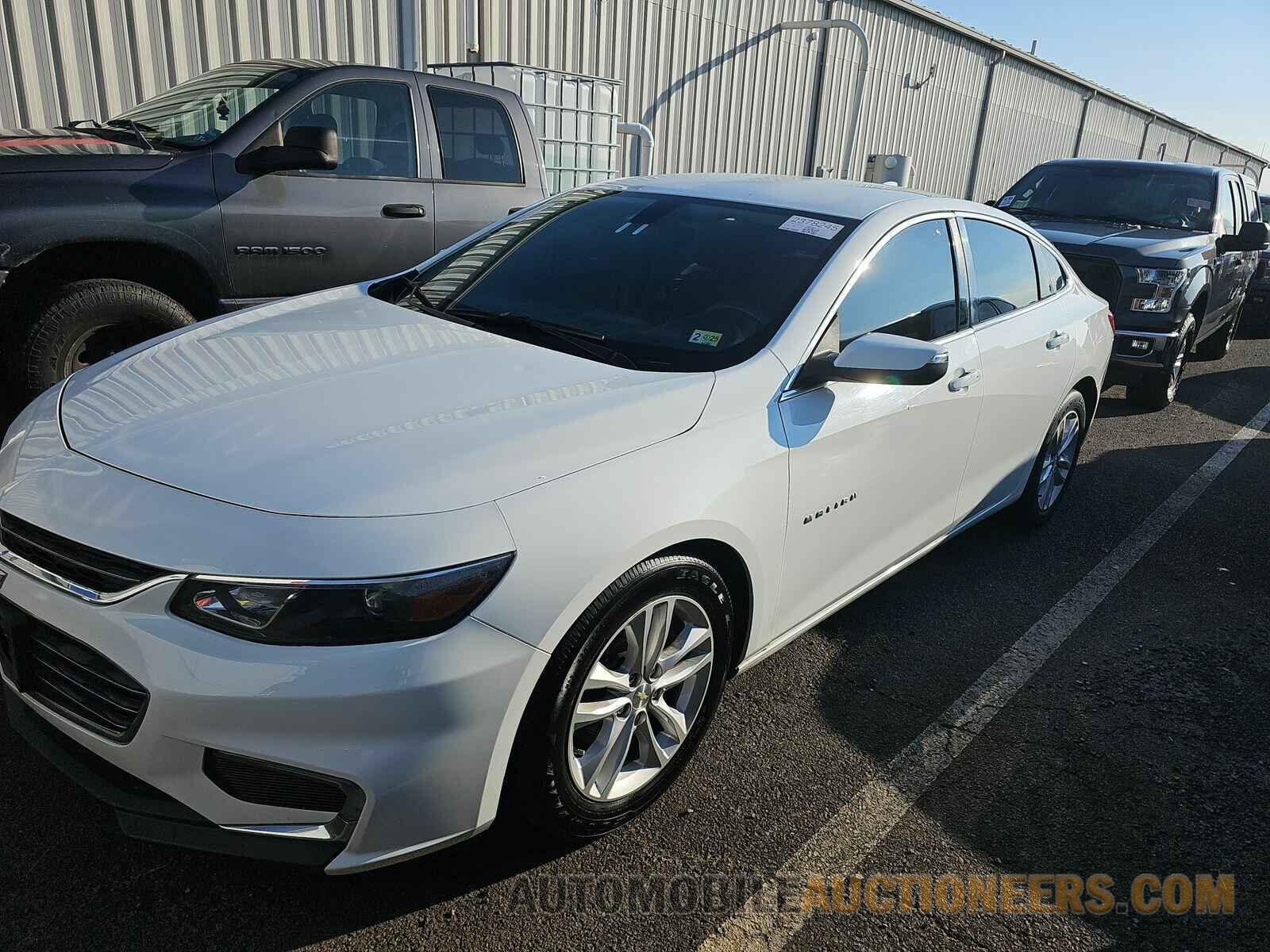 1G1ZE5ST1GF289838 Chevrolet Malibu LT 2016