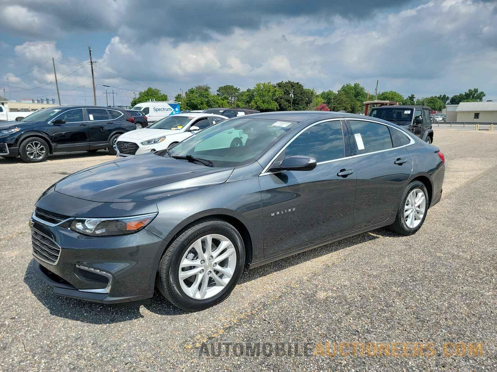 1G1ZE5ST1HF180734 Chevrolet Malibu LT 2017