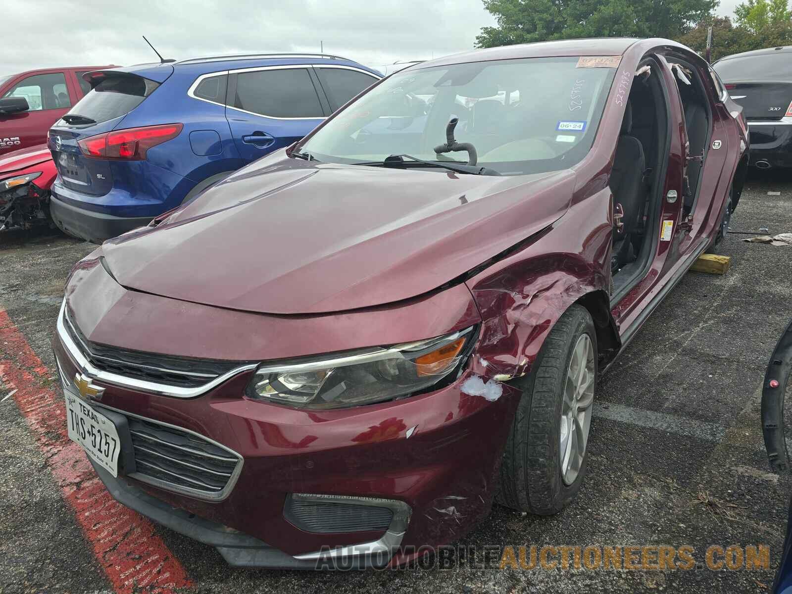 1G1ZE5ST2GF205946 Chevrolet Malibu LT 2016