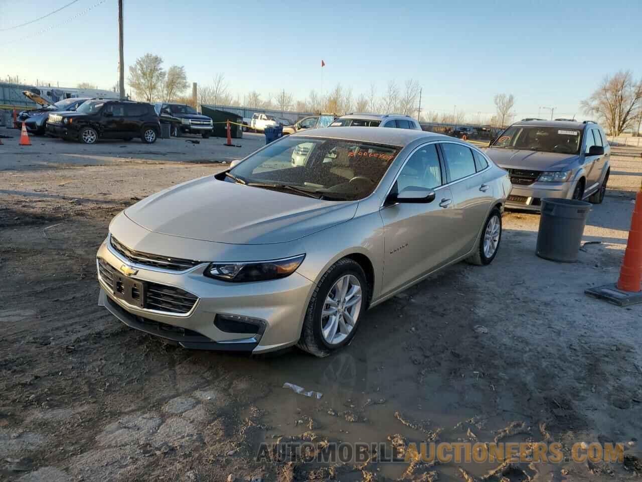 1G1ZE5ST2GF280565 CHEVROLET MALIBU 2016