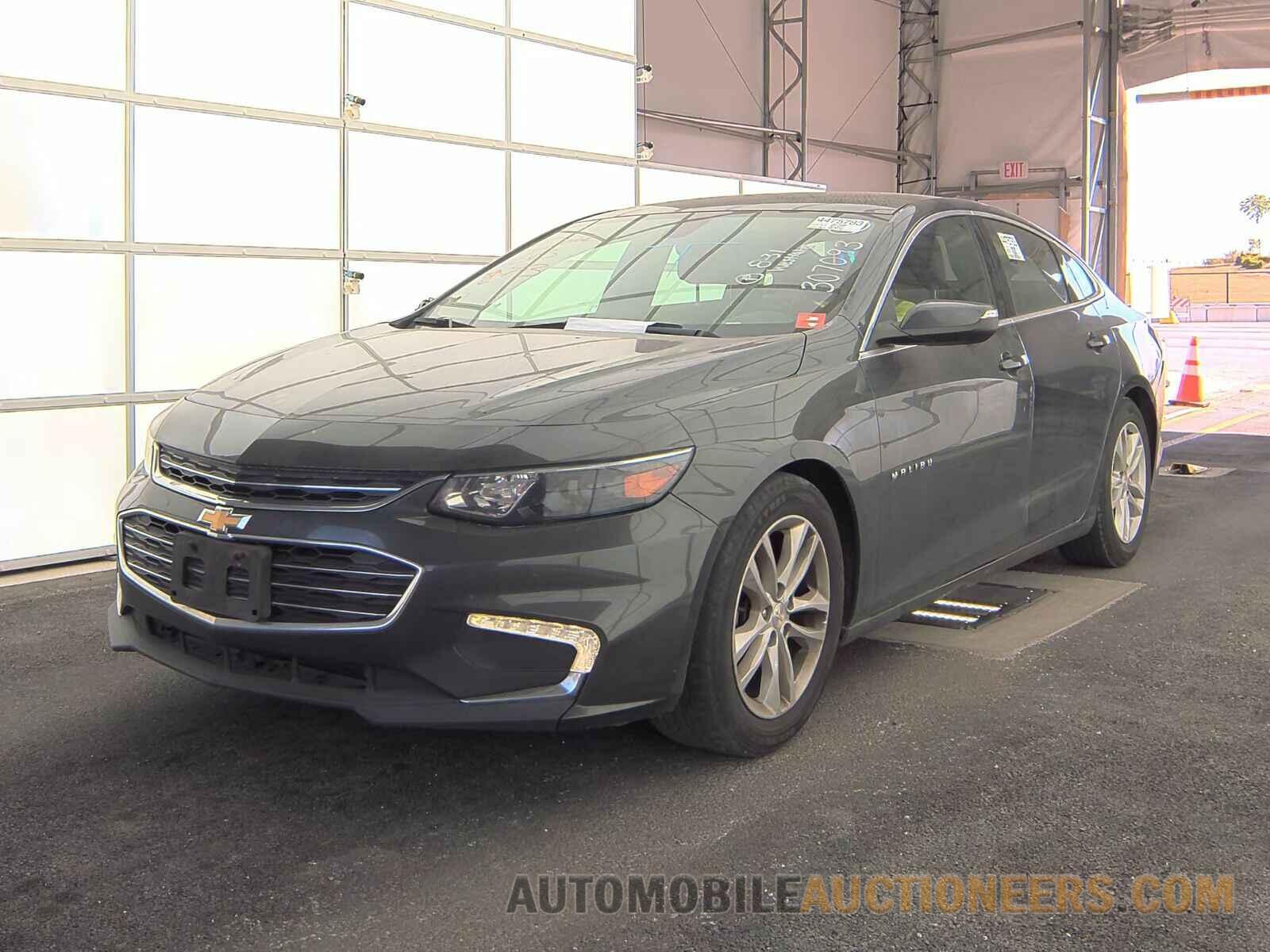 1G1ZE5ST3GF307093 Chevrolet Malibu LT 2016