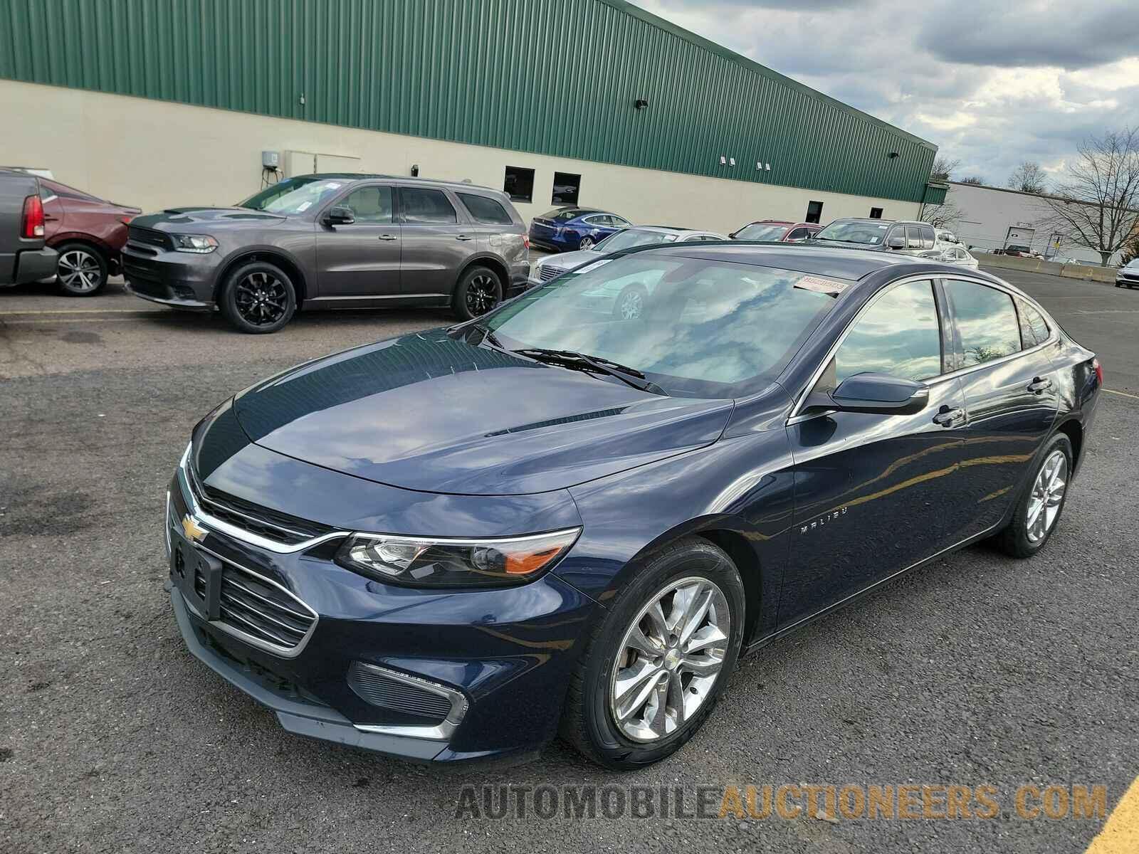 1G1ZE5ST3HF173901 Chevrolet Malibu LT 2017