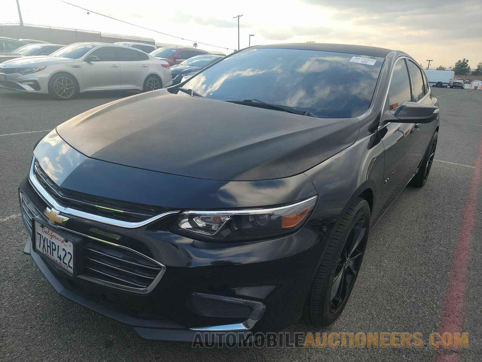 1G1ZE5ST3HF215340 Chevrolet Malibu LT 2017