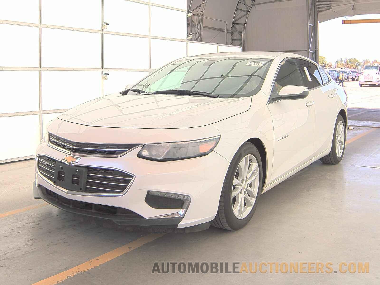 1G1ZE5ST4GF234655 Chevrolet Malibu LT 2016