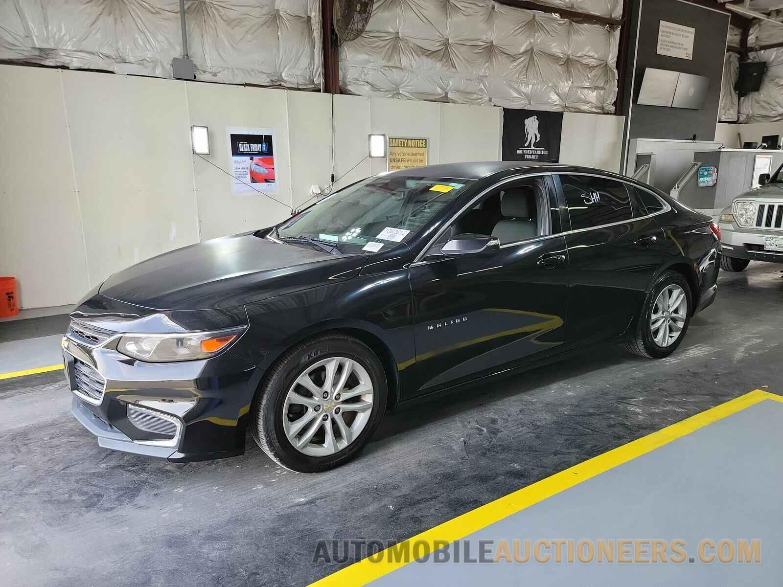 1G1ZE5ST4HF115814 Chevrolet Malibu 2017