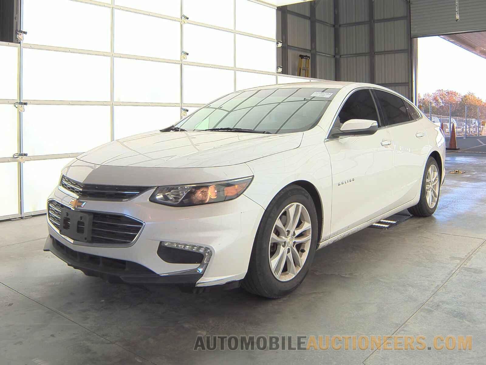 1G1ZE5ST5GF208453 Chevrolet Malibu LT 2016