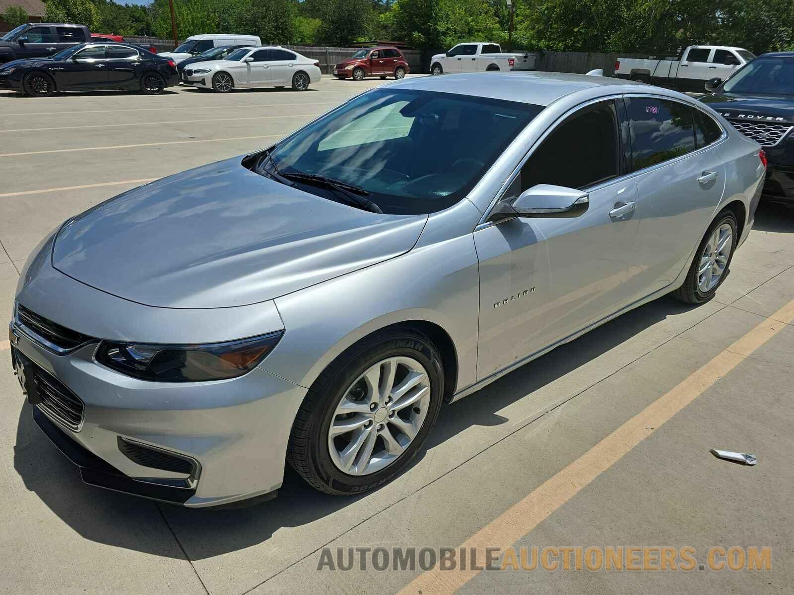 1G1ZE5ST5GF303059 Chevrolet Malibu LT 2016