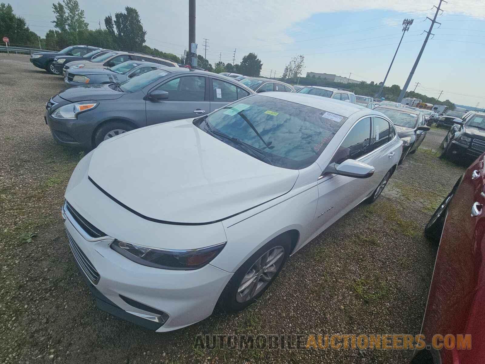 1G1ZE5ST9HF112374 Chevrolet Malibu LT 2017