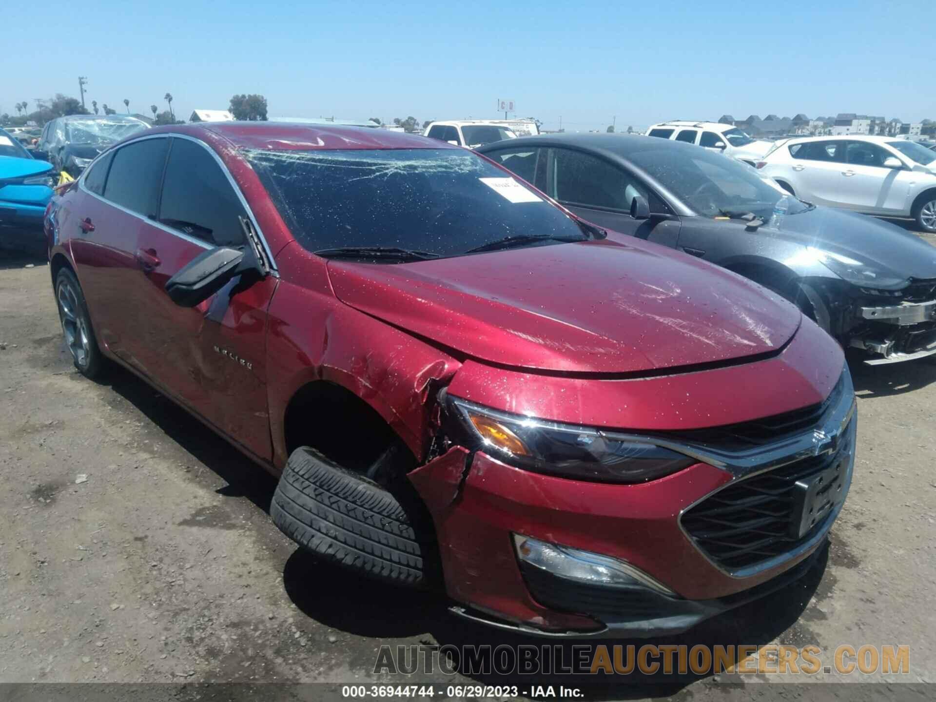 1G1ZG5ST0KF211098 CHEVROLET MALIBU 2019