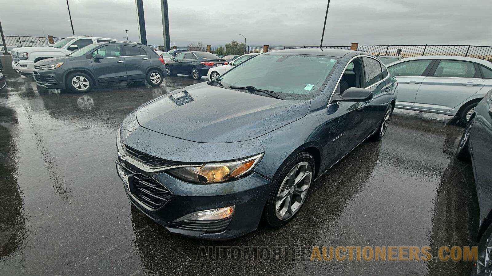 1G1ZG5ST8KF189061 Chevrolet Malibu 2019