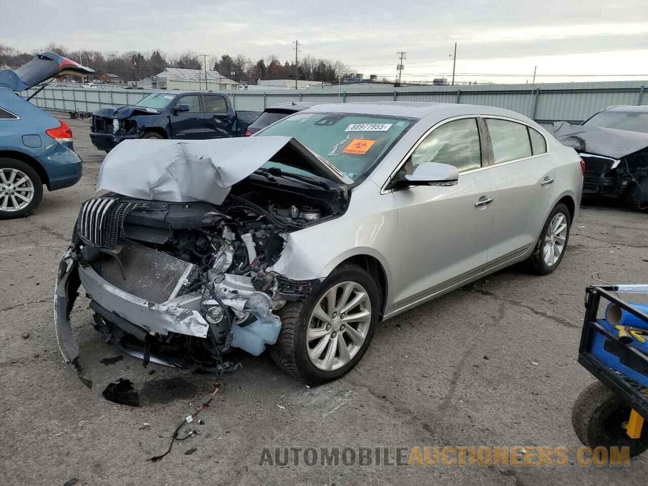 1G4GB5G30GF114718 BUICK LACROSSE 2016