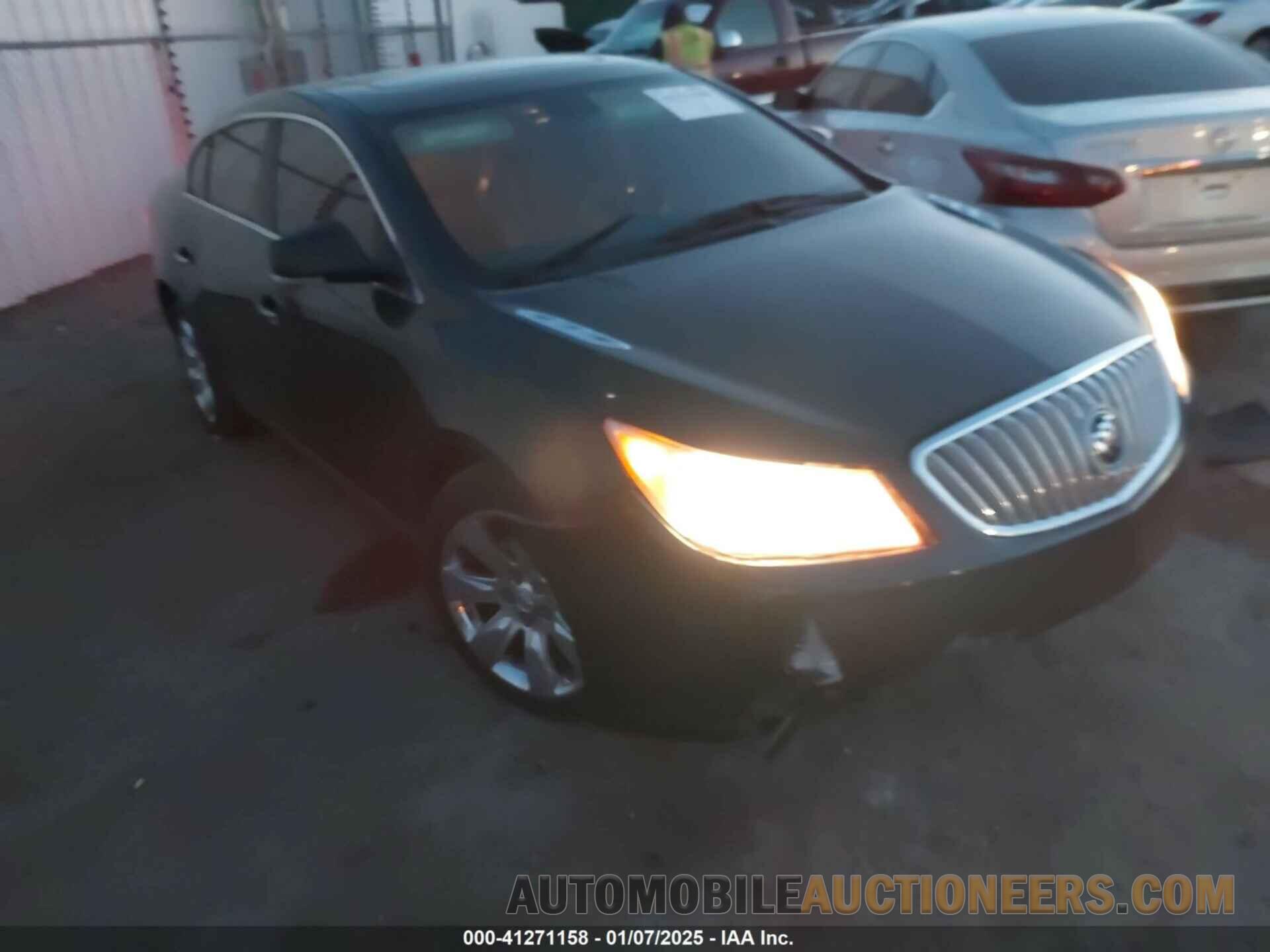 1G4GE5GD1BF158297 BUICK LACROSSE 2011