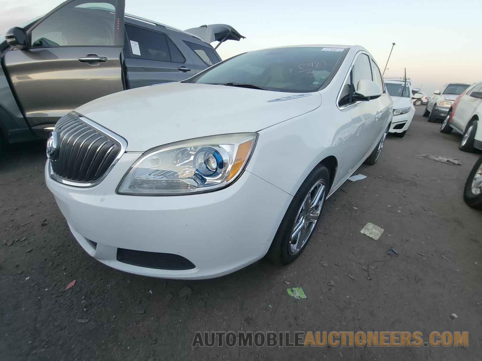 1G4PP5SK6F4206152 Buick Verano 2015