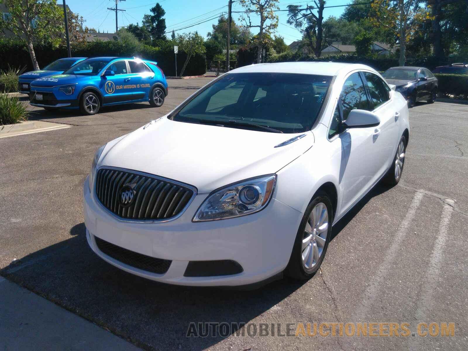 1G4PP5SK8F4198121 Buick Verano 2015