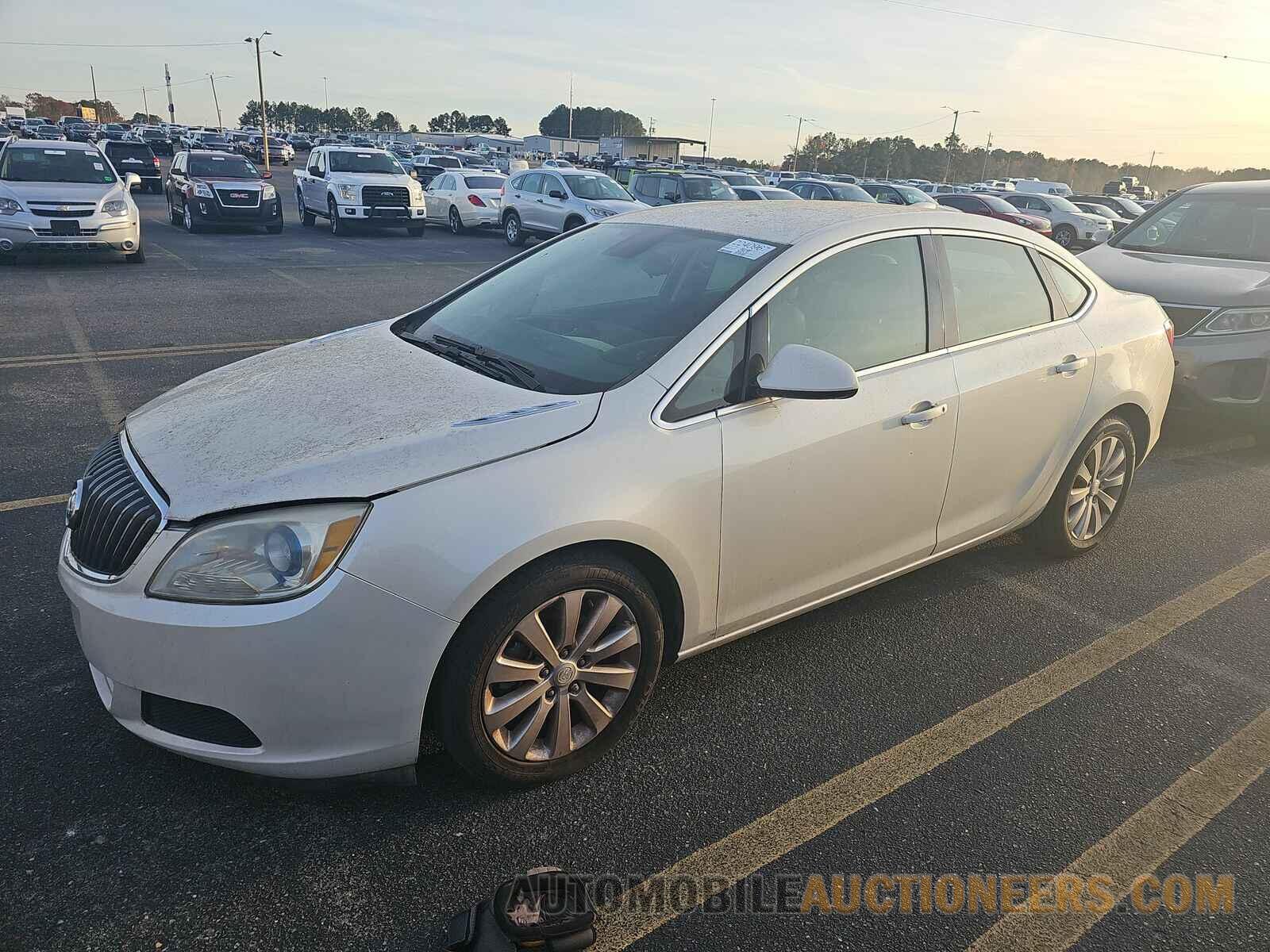 1G4PP5SK9F4217825 Buick Verano 2015