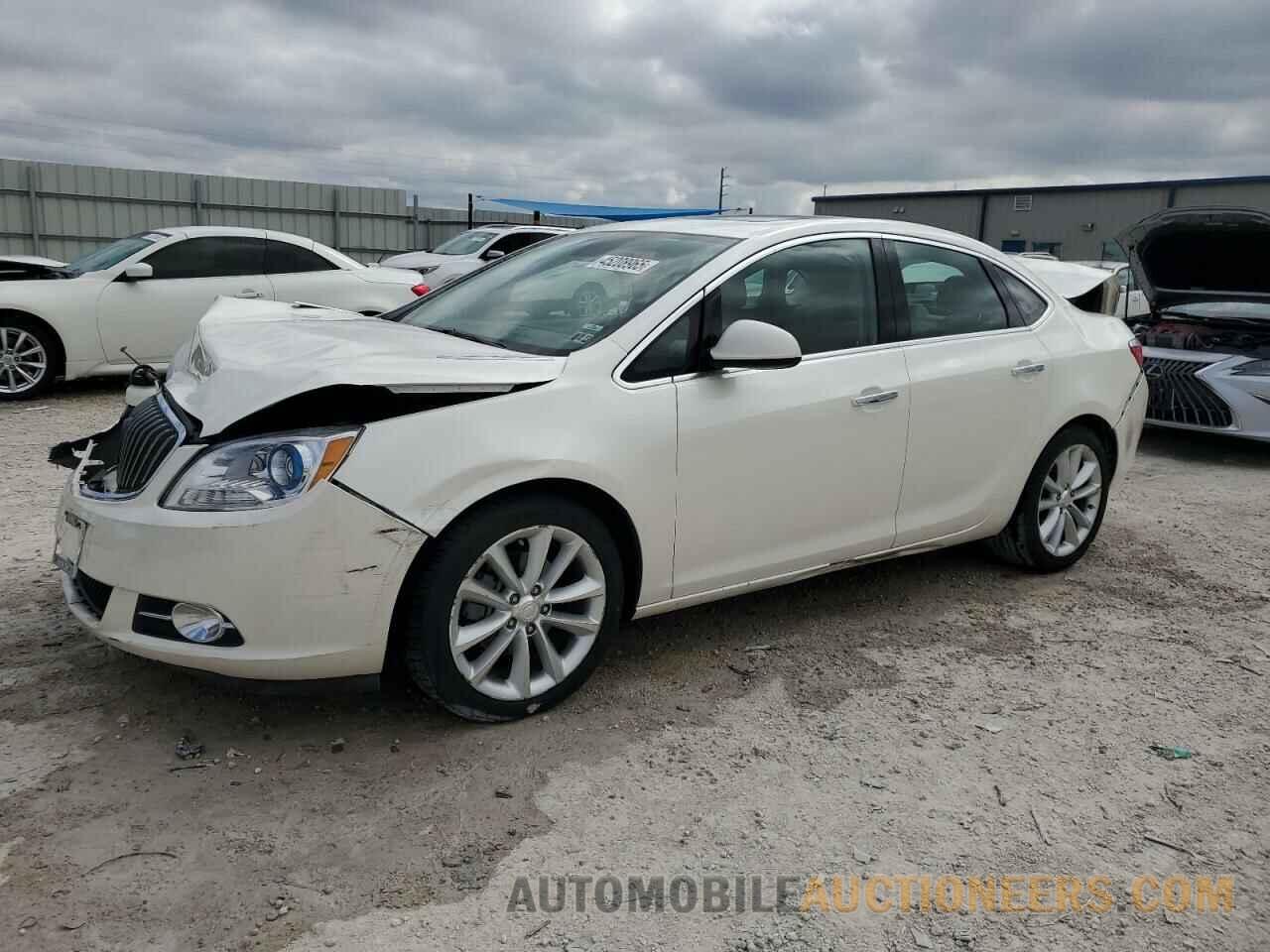 1G4PR5SK0D4111609 BUICK VERANO 2013