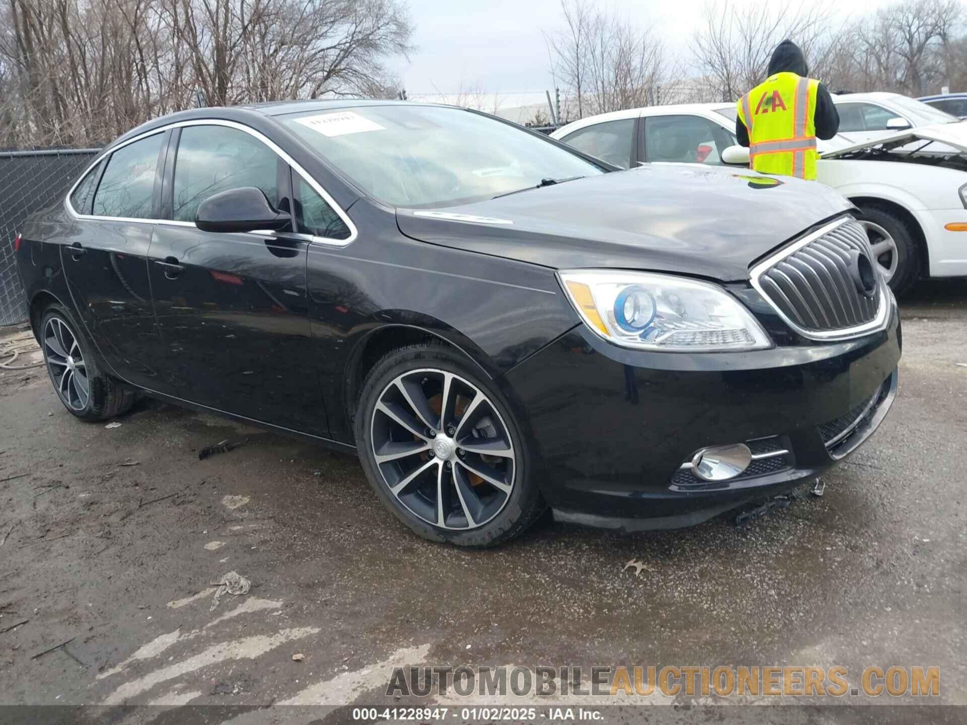 1G4PR5SK2H4102223 BUICK VERANO 2017