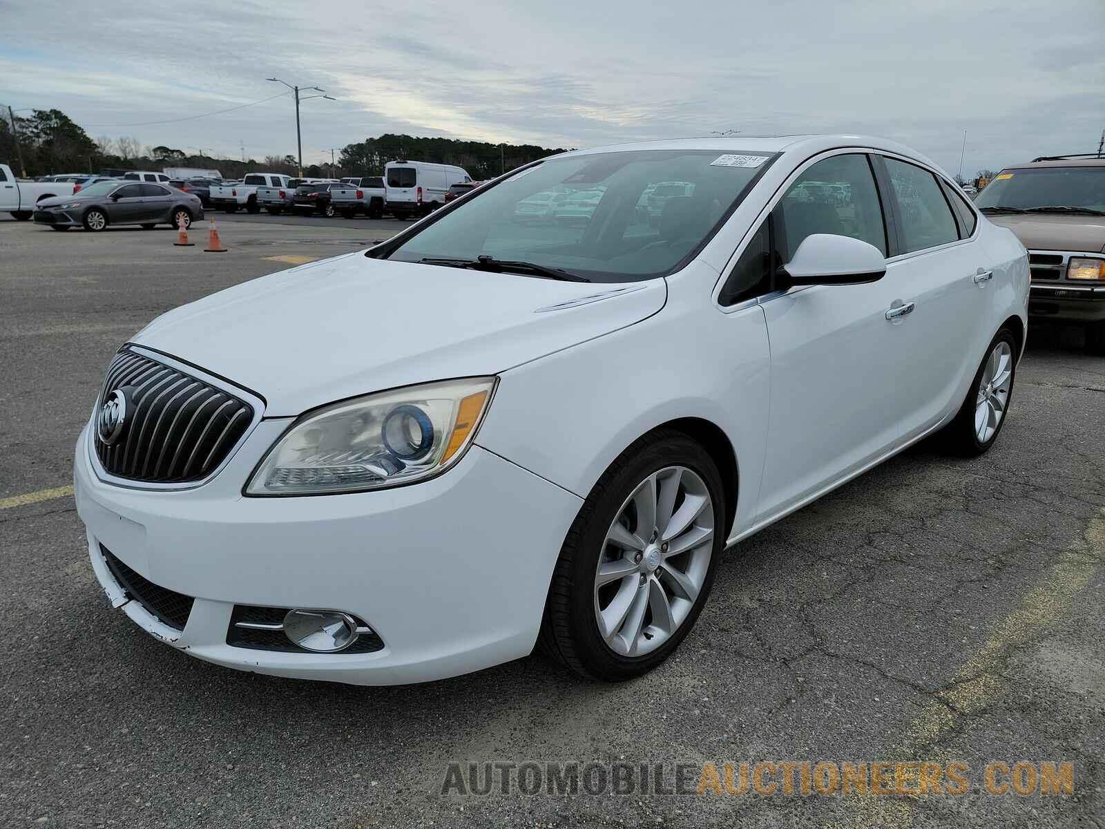 1G4PS5SK7F4176027 Buick Verano 2015