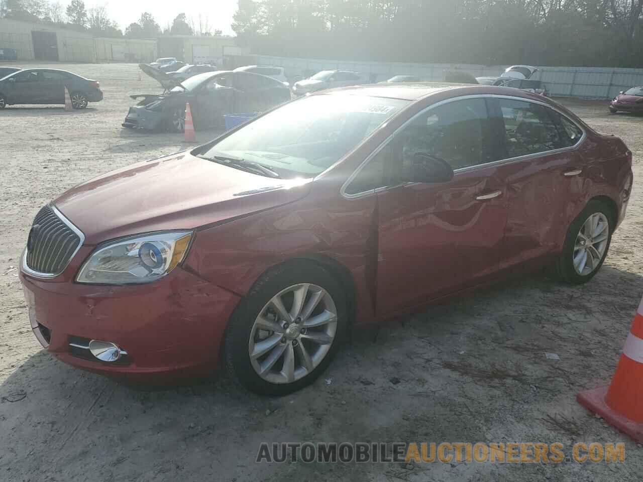 1G4PT5SV9D4185235 BUICK VERANO 2013