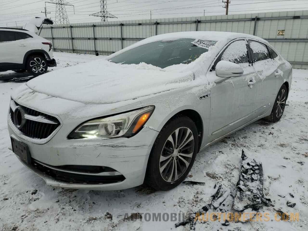 1G4ZR5SS9JU135038 BUICK LACROSSE 2018